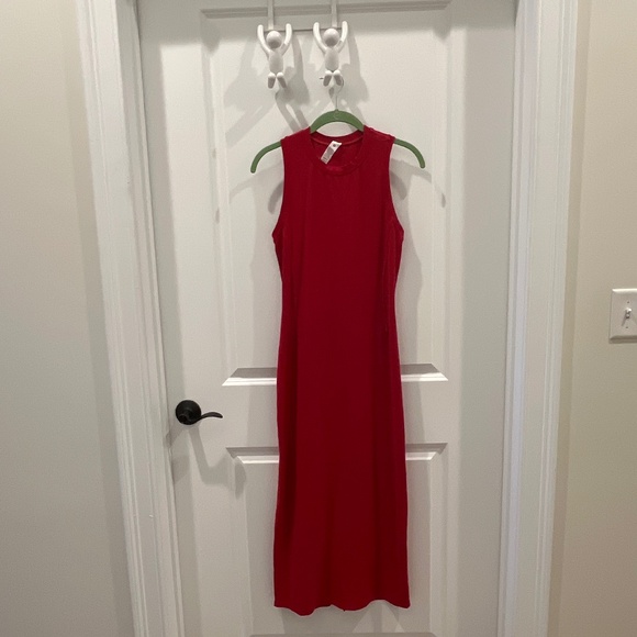 lululemon athletica Red Midi Dress - Picture 2 of 6